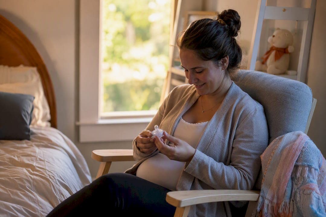 3 Clinician Backed Moves to Wean a Nipple Shield Without Losing Supply